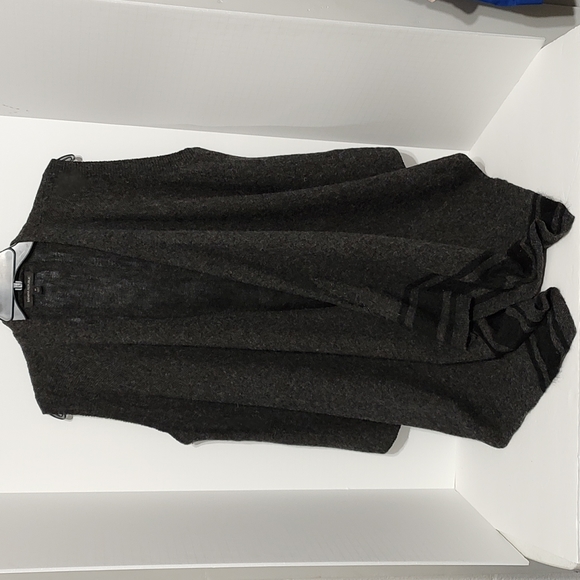 Black & Gray Woolblend Banana Republic Sweater Vest sz Medium - Picture 5 of 7
